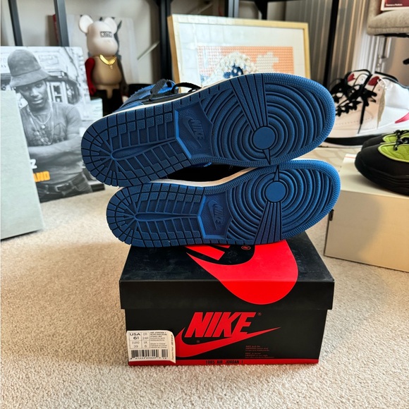 Air Jordan 1 Retro High OG “Royal” 2017 - Size 6.5 GS - Picture 3 of 5